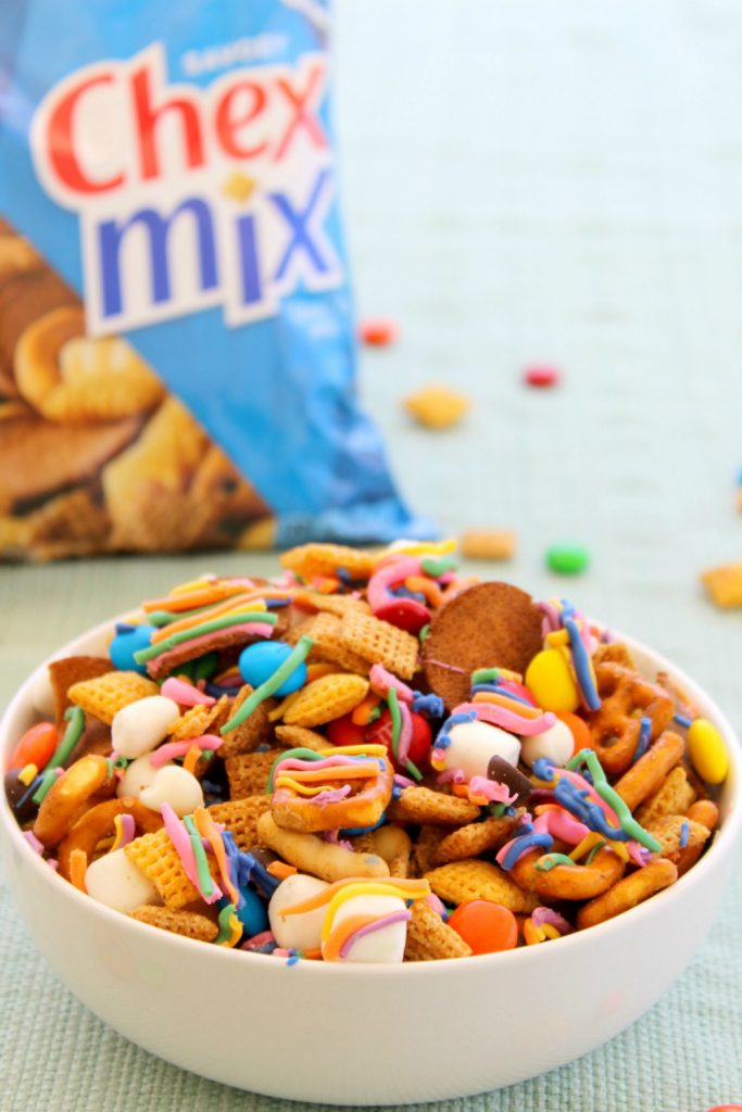 Rainbow-snack-mix-hero