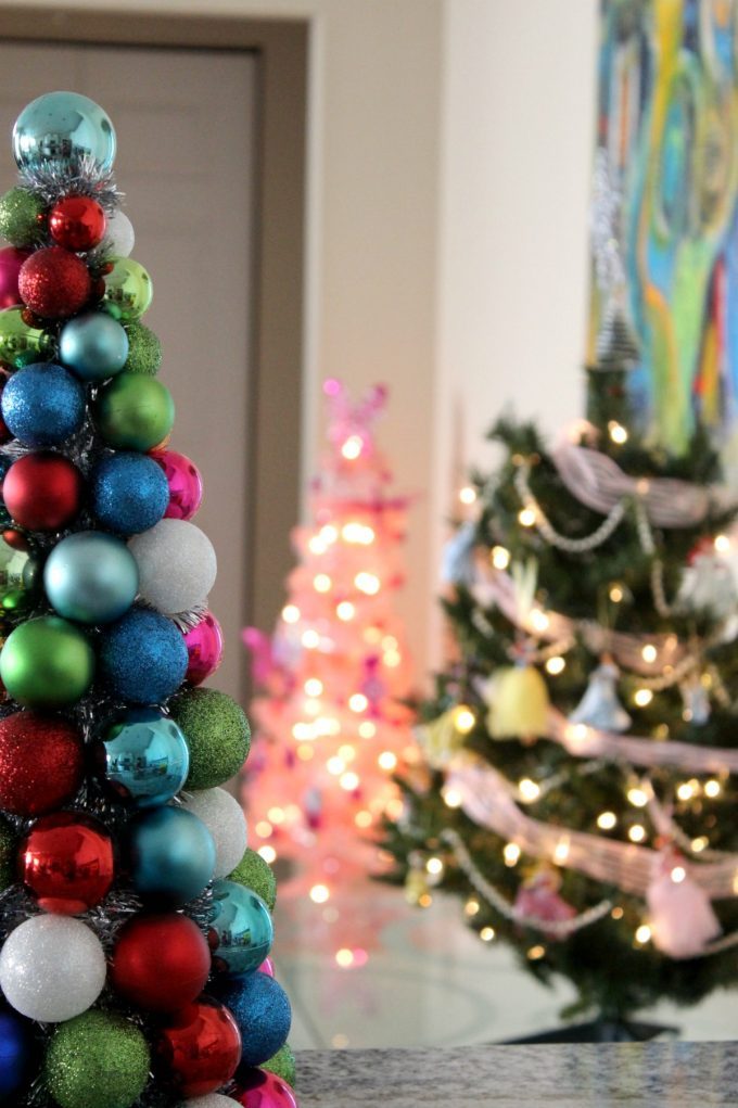 christmas-decorations-trees