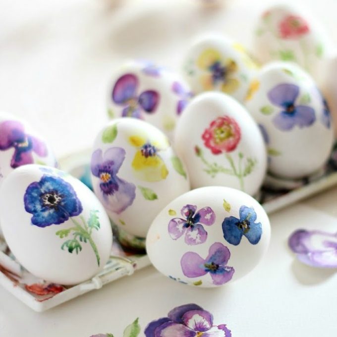 Watercolor flowers Easter egg ideas