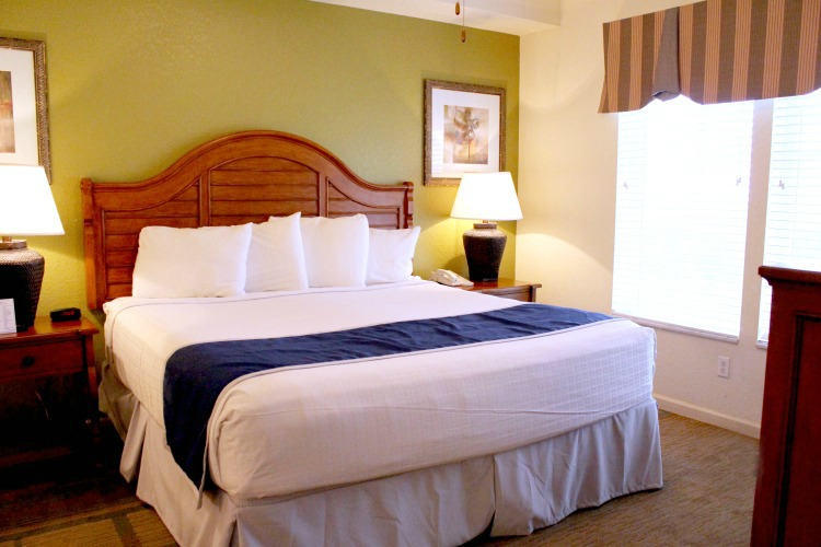 The rooms at Lake Buena Vista Resort Village And Spa are bright and airy