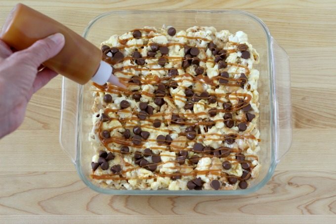 Drizzle caramel over your snack bars