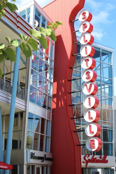 Splitsville at Disney Springs is a great place for family night