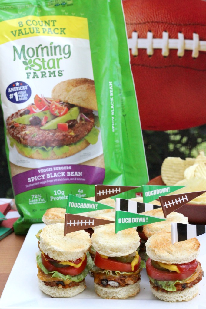 You don't have to be a vegetarian to love these mini veggie burgers