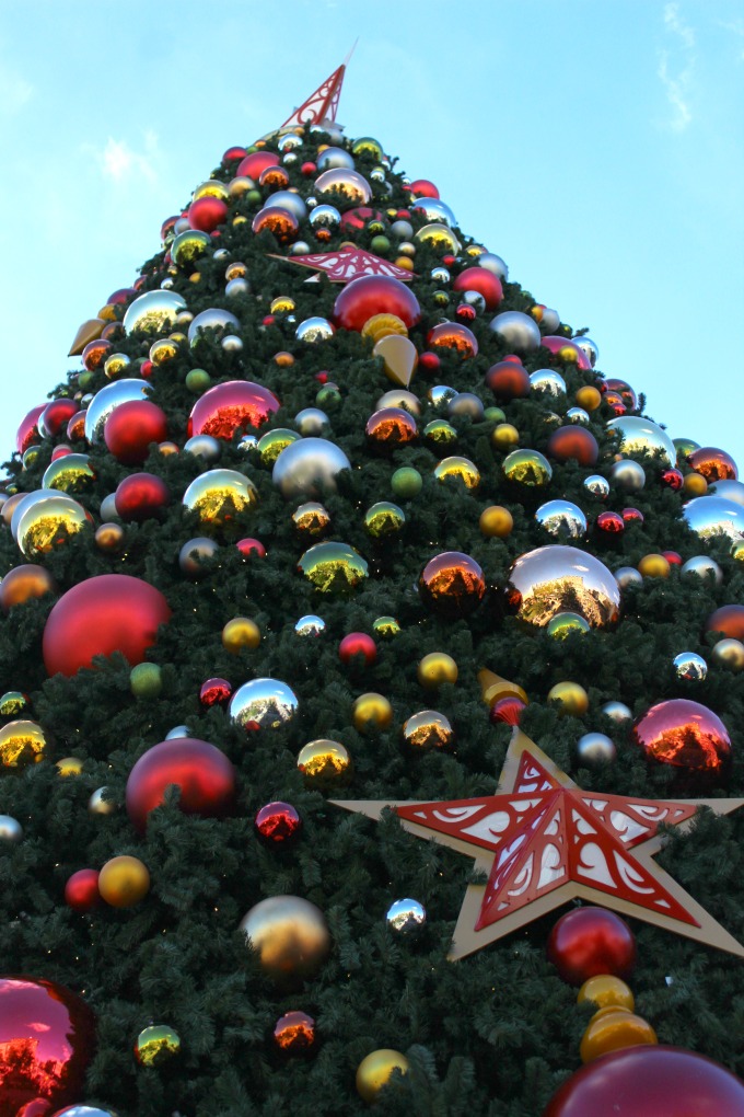 One reason to visit Universal Orlando Resort for Christmas is all the holiday decor.