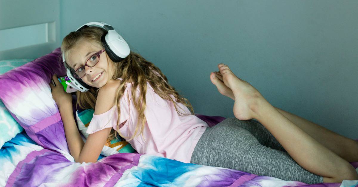 5 Reasons To Love The Recon 200 Gaming Headset - Fun Money Mom