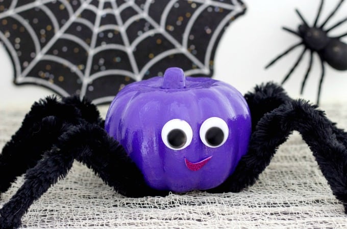 Cute Spider Pumpkin For Halloween (No Carve)