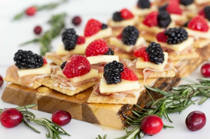 Easy Brie And Prosciutto Appetizer With Fresh Berries