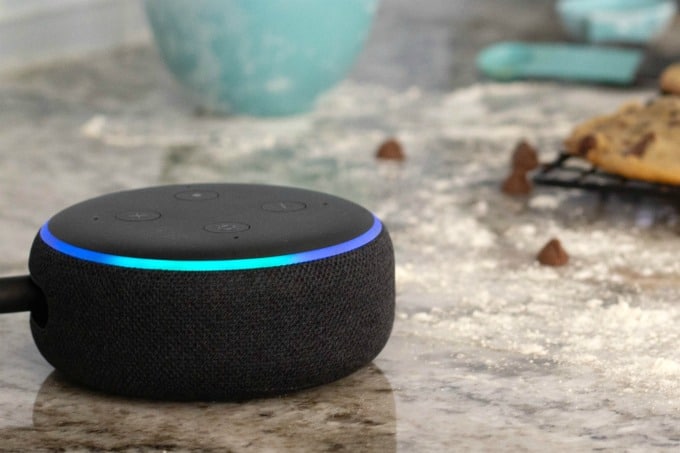 15-awesome-things-you-can-do-with-the-echo-dot-echo-dot-listening-to