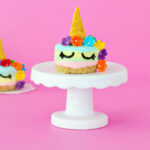 mini cheesecake with a unicorn theme
