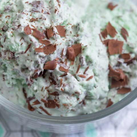 Mint Chocolate Chip Ice Cream (no churn recipe) | Fun Money Mom