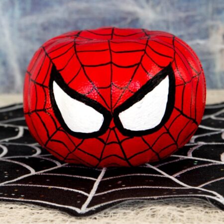 Spiderman pumpkin sq 680