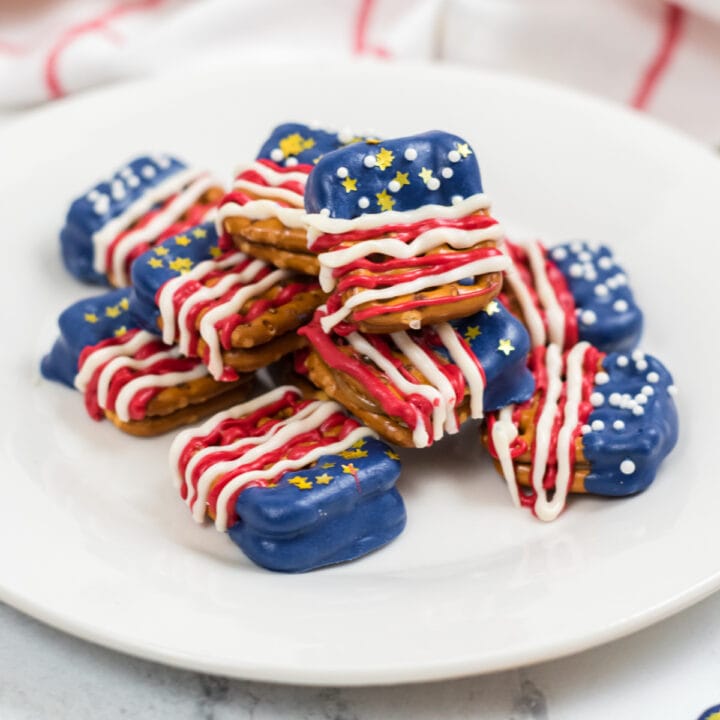 4th Of July Chocolate Covered Pretzels With Caramel