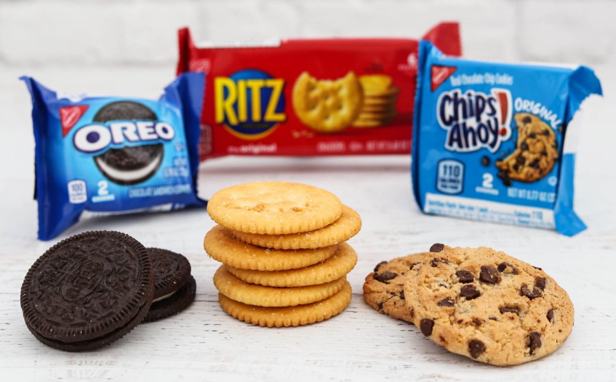 Cookies and crackers for after school snacks