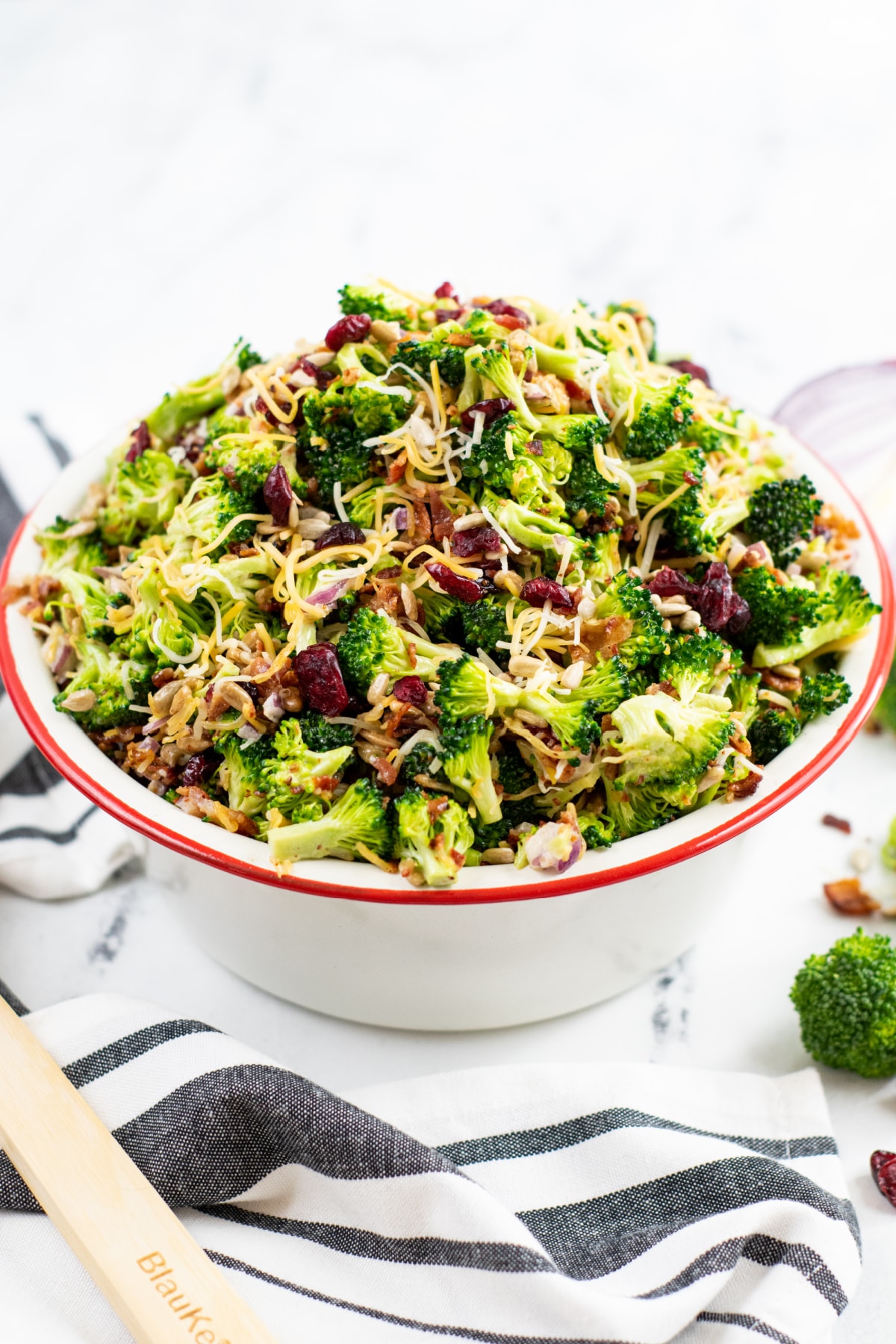 Easy broccoli salad with craisins