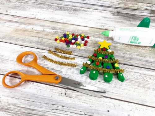 Clothespin Christmas tree with decorations