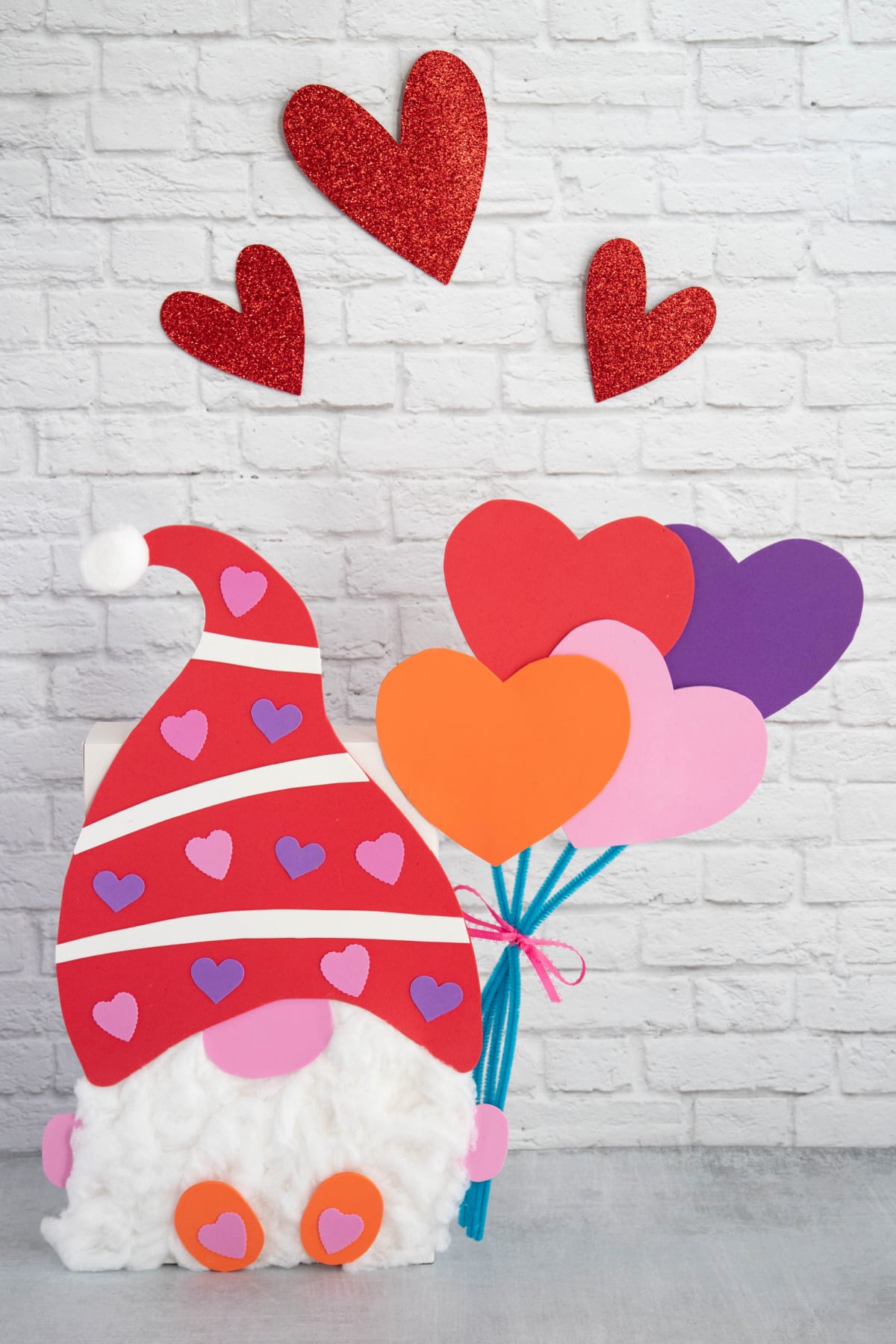 Gnome Valentine Box with balloons