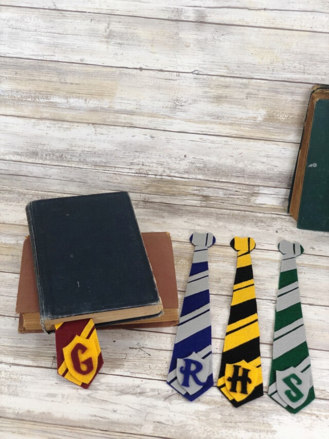 DIY Harry Potter Bookmarks