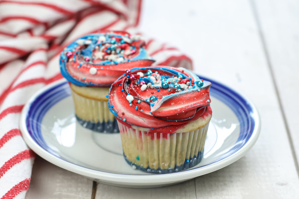 Red White and Blue Cupcakes with red and white striped napkin
