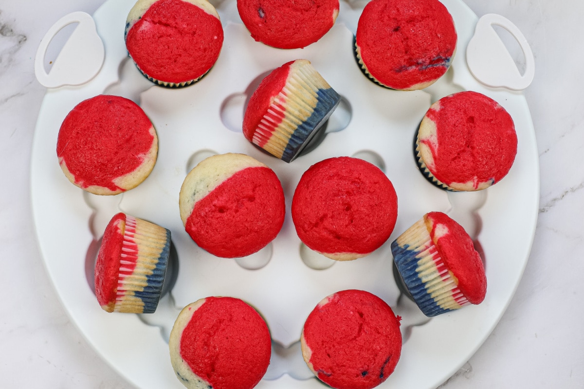 Red white and blue cupcakes cooling