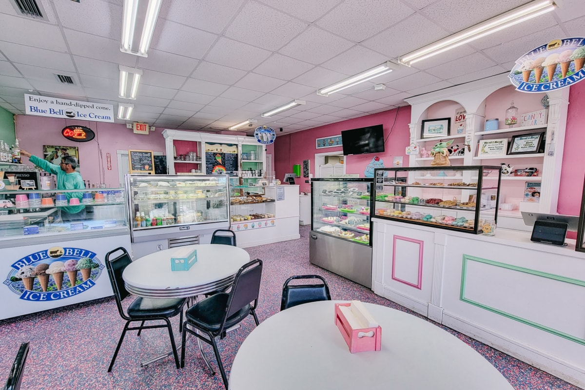 Ice cream shop in Amelia Island