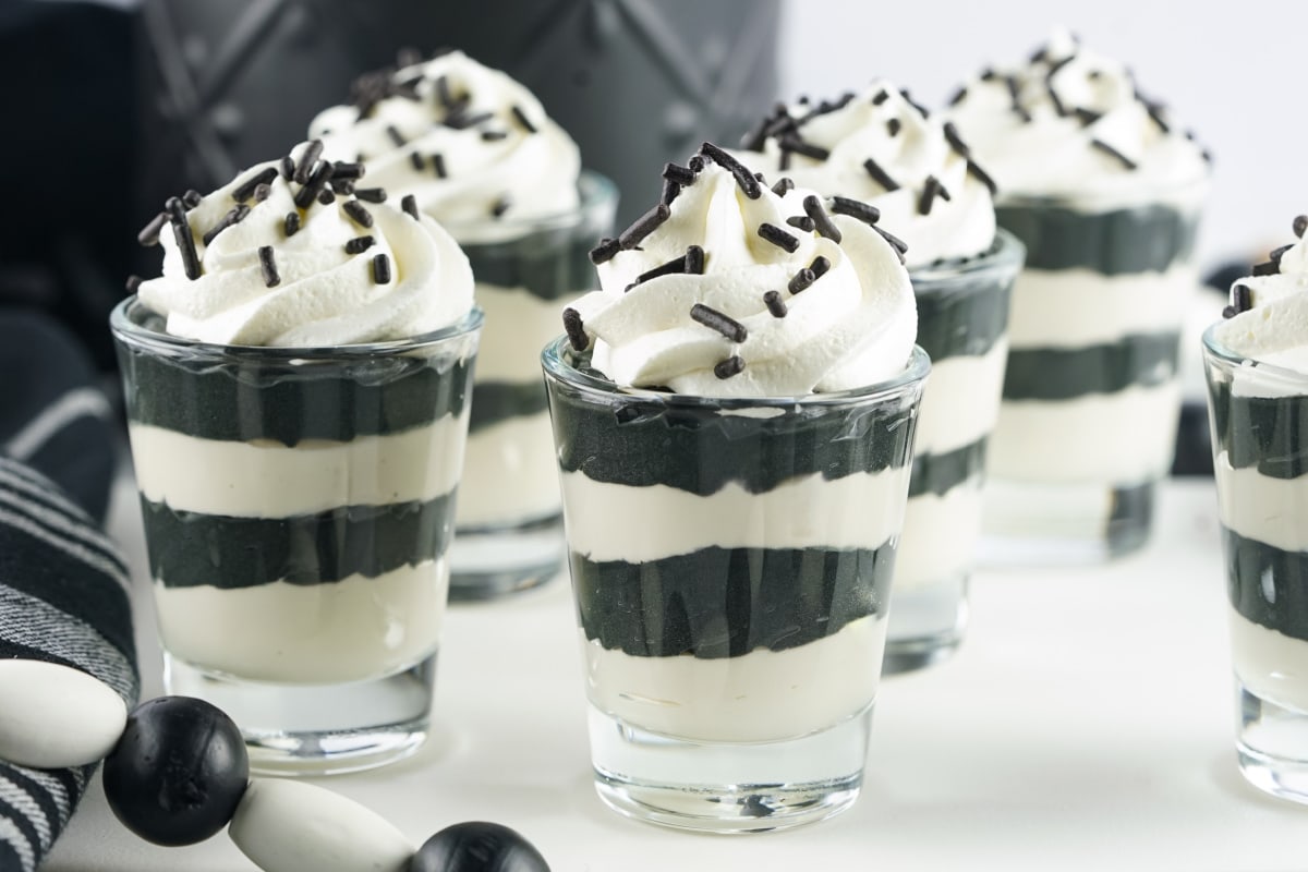 Black and white Halloween pudding shots