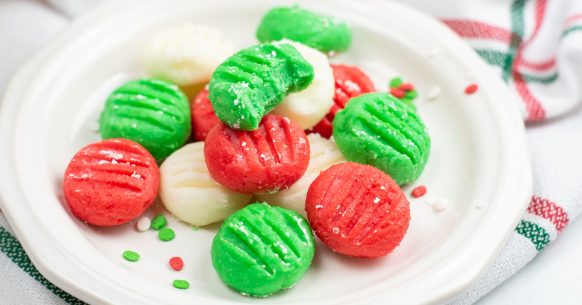 Christmas Mint Candy Recipe - Fun Money Mom