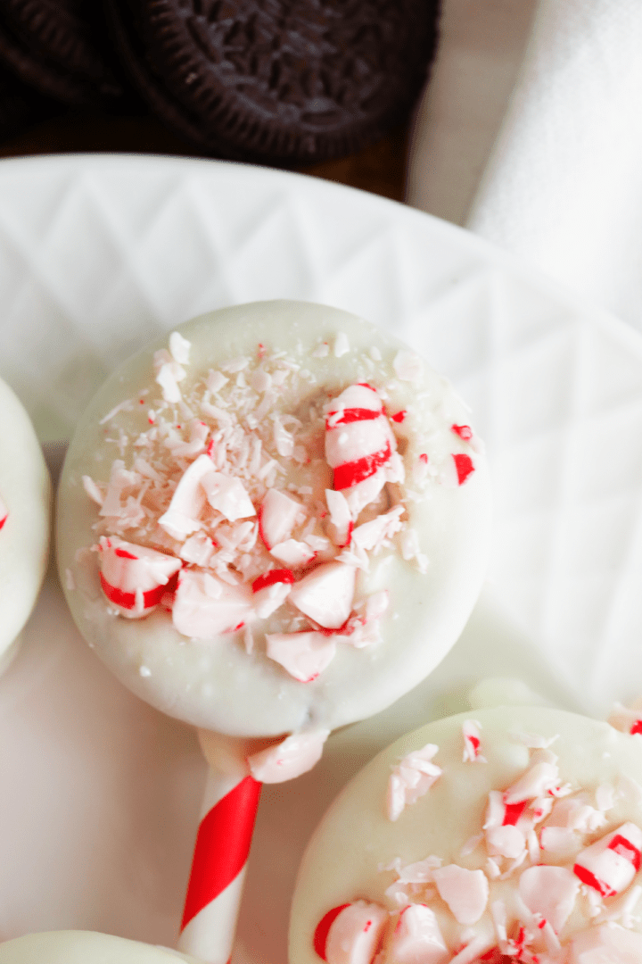 Pepermint Pop Peppermint Oreo Pops - Fun Money Mom