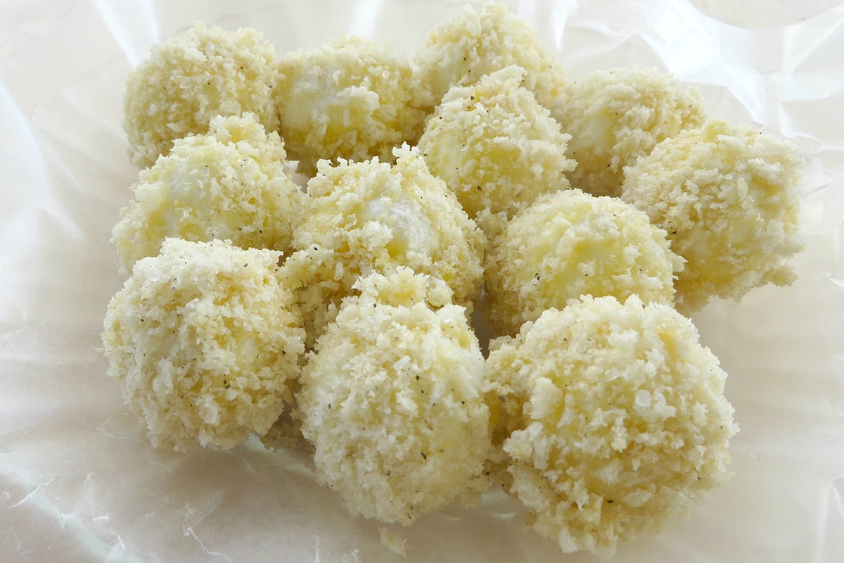 Goat cheese balls rolled in panko crumbs
