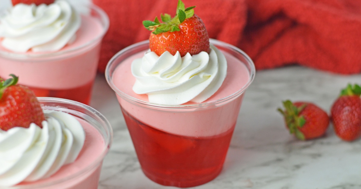 Strawberry Jello Parfait Recipe - Fun Money Mom