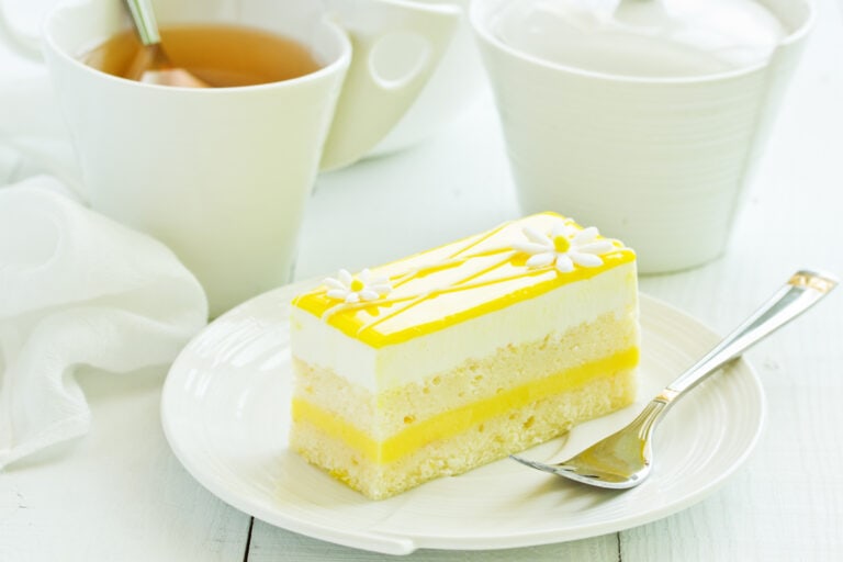 30+ Of The Best White Cake Mix Recipes