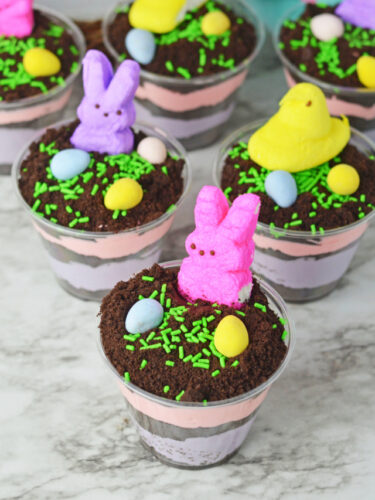 Easter Dirt Cups Web Story Cover