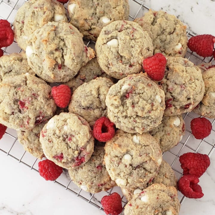 Subway Raspberry Cheesecake Cookies (Copycat Recipe)