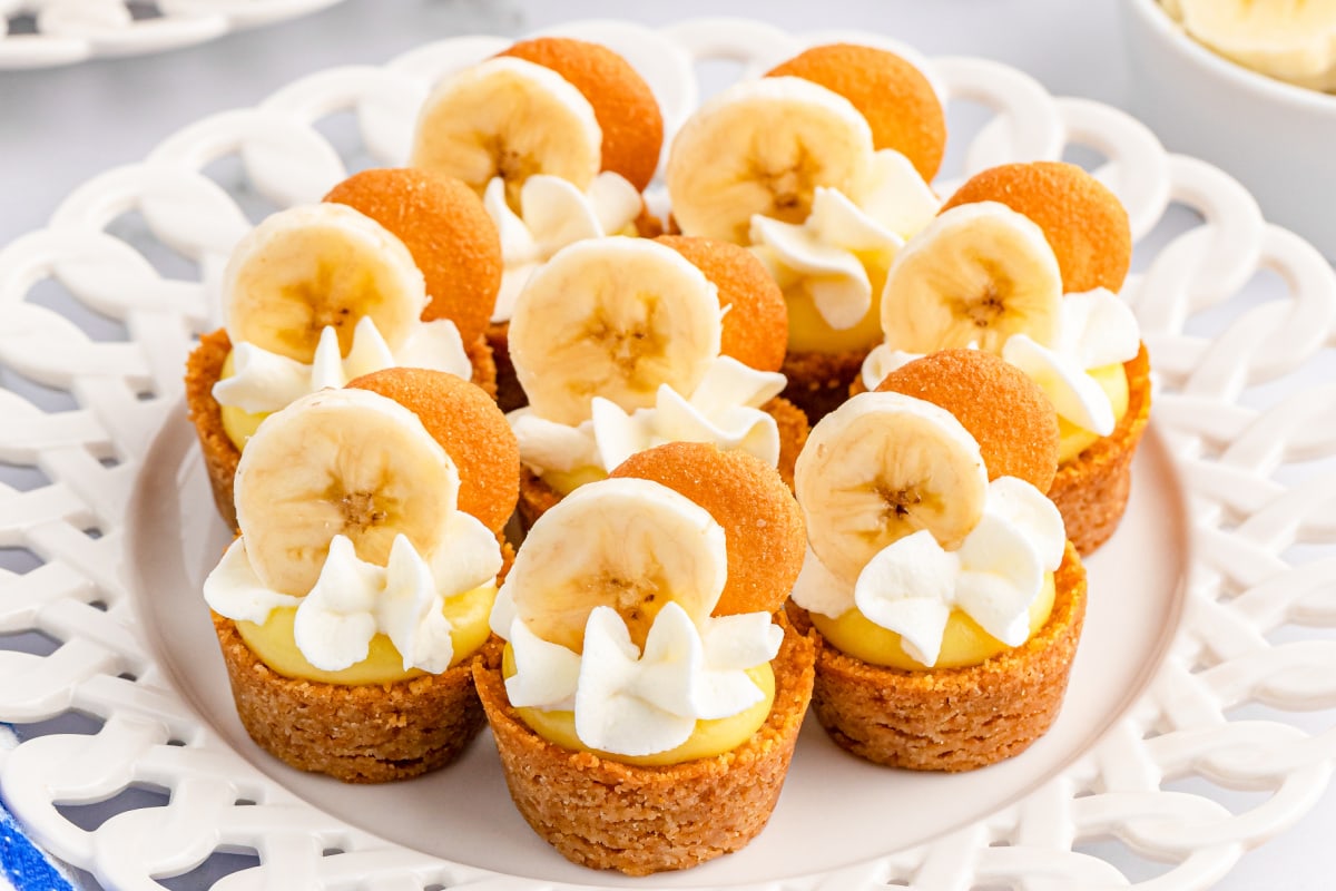 https://funmoneymom.com/wp-content/uploads/2023/05/Banana-Pudding-Bites-Feature.jpg