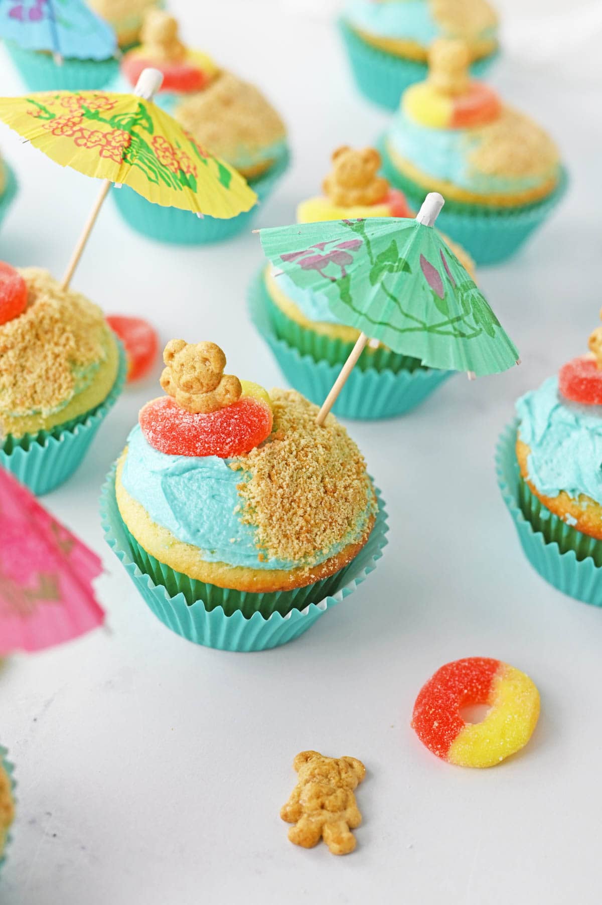 Beach cupcakes with paper umbrellas