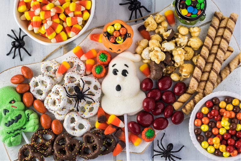 33 Of The Best Halloween Charcuterie Board Ideas