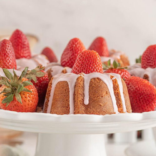 Strawberry bundt cakes on a white plate.