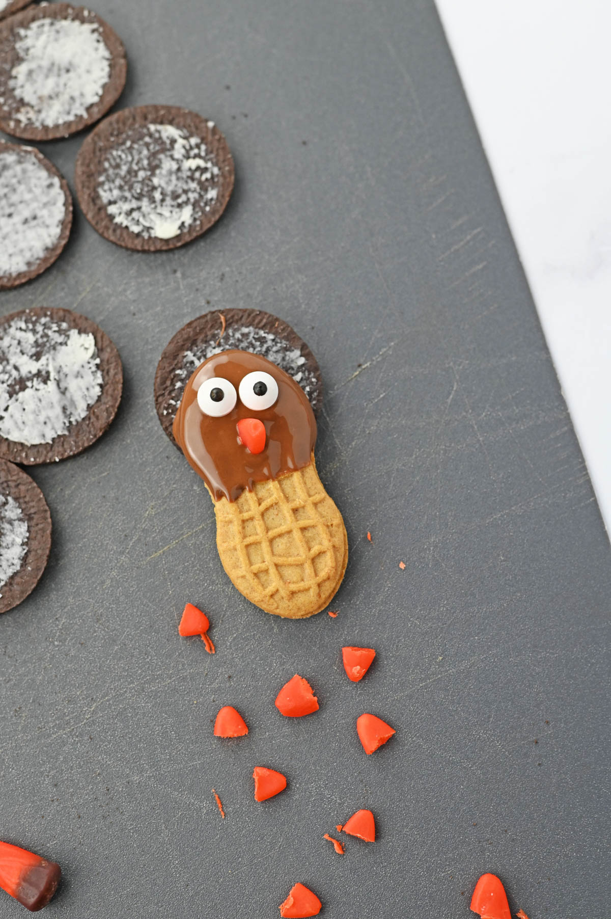 A tray of cookies with a turkey on it.