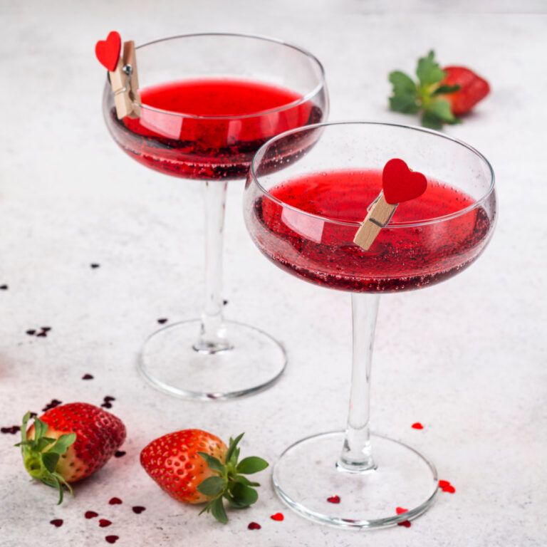 45+ Of The Best Valentine Cocktail Recipes