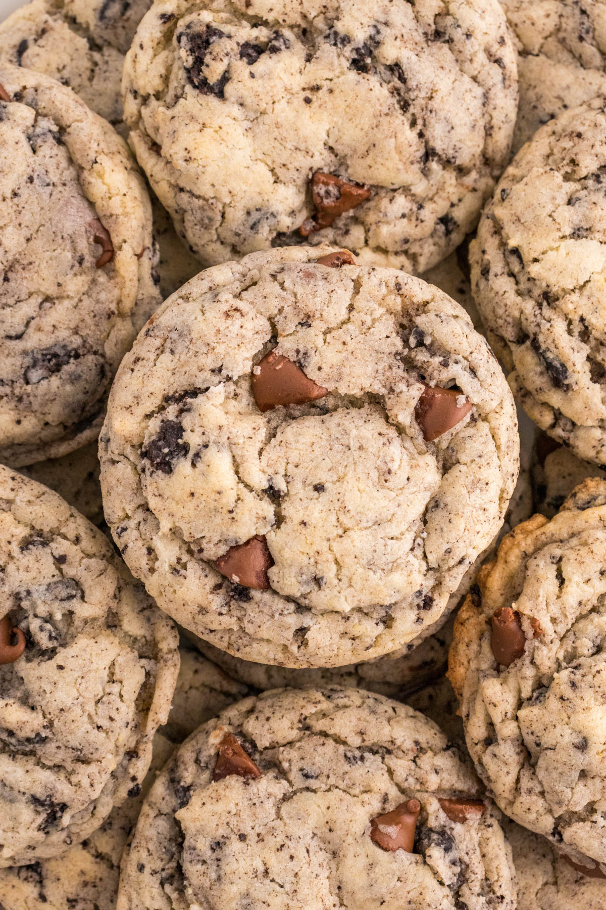 Close-up of freshly baked Oreo Cake Mix cookies.